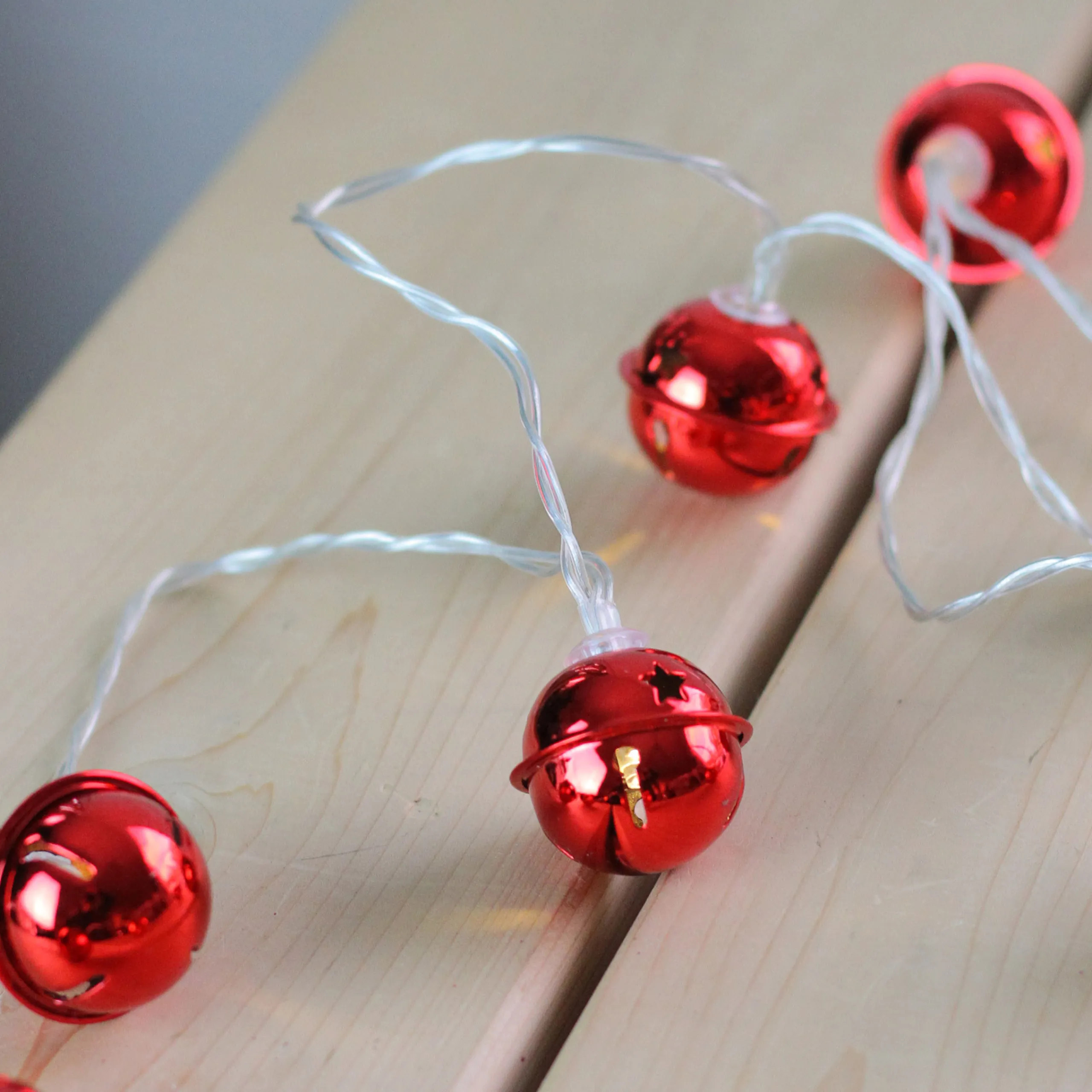 Northlight 8 Battery Operated Red Led Jingle Bell Christmas Lights - Clear Wire