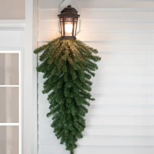 Unlit Teardrops*Northlight 60" Canadian Pine Artificial Christmas Teardrop Swag - Unlit