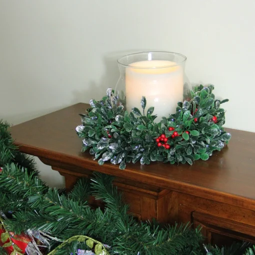 Candles & Holders*Northlight 6" Clear And Green Boxwood With Berry Tipped Christmas Hurricane Pillar Candle Holder