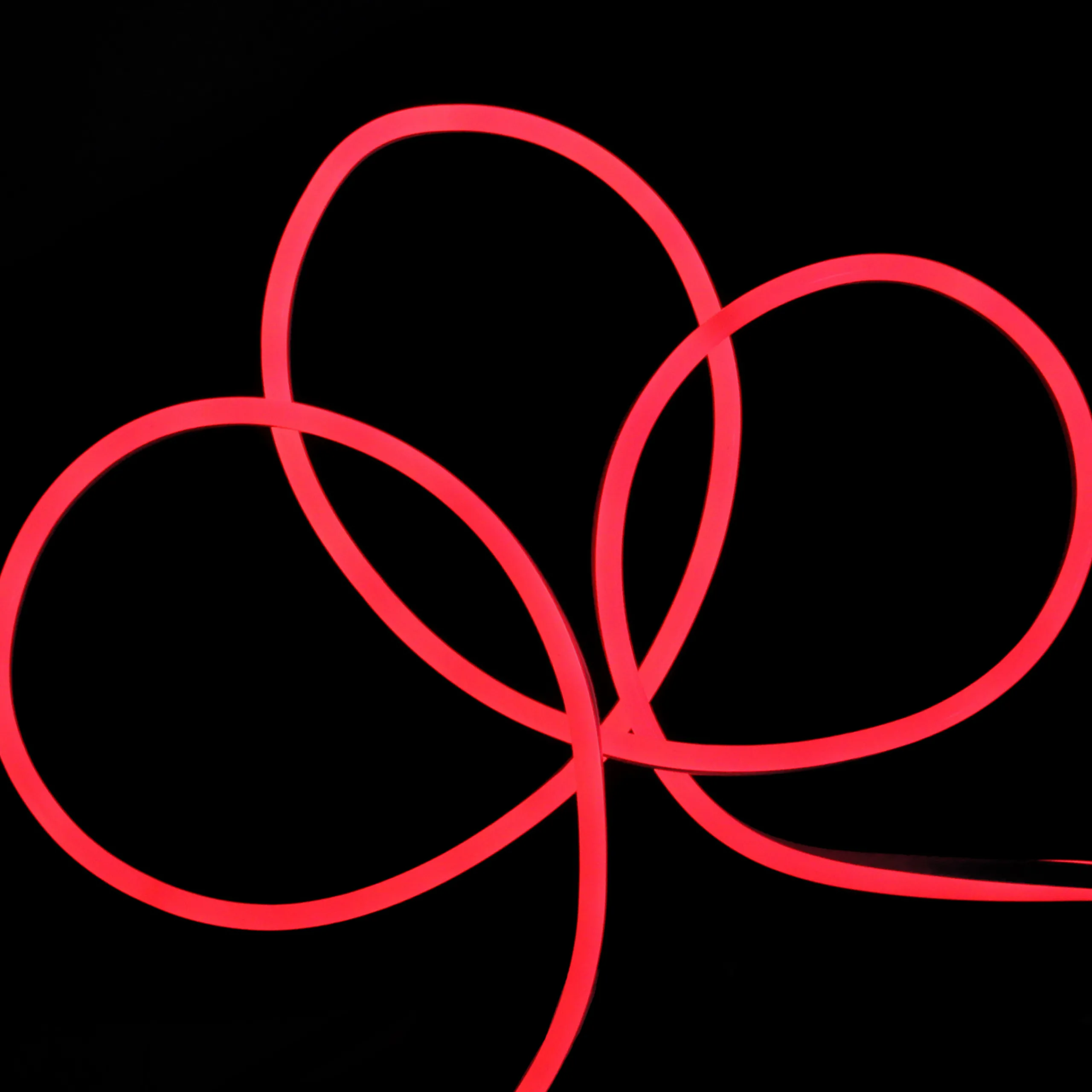 Northlight 18 Ft Red Led Commercial Grade Neon Style Flexible Christmas Rope Lights