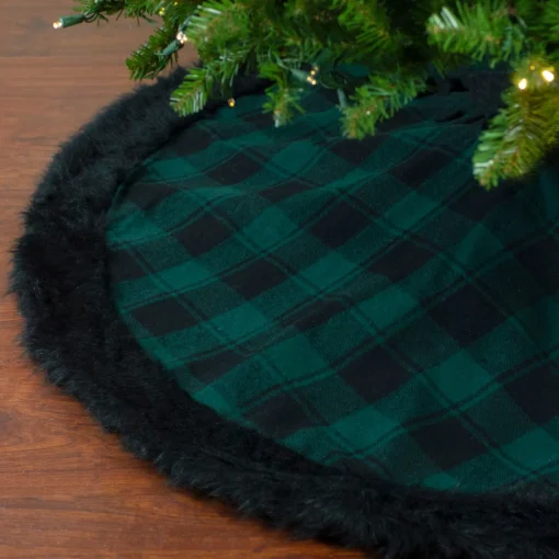 48 Inch And Smaller*Northlight 48" Green And Black Plaid Christmas Tree Skirt With Faux Fur