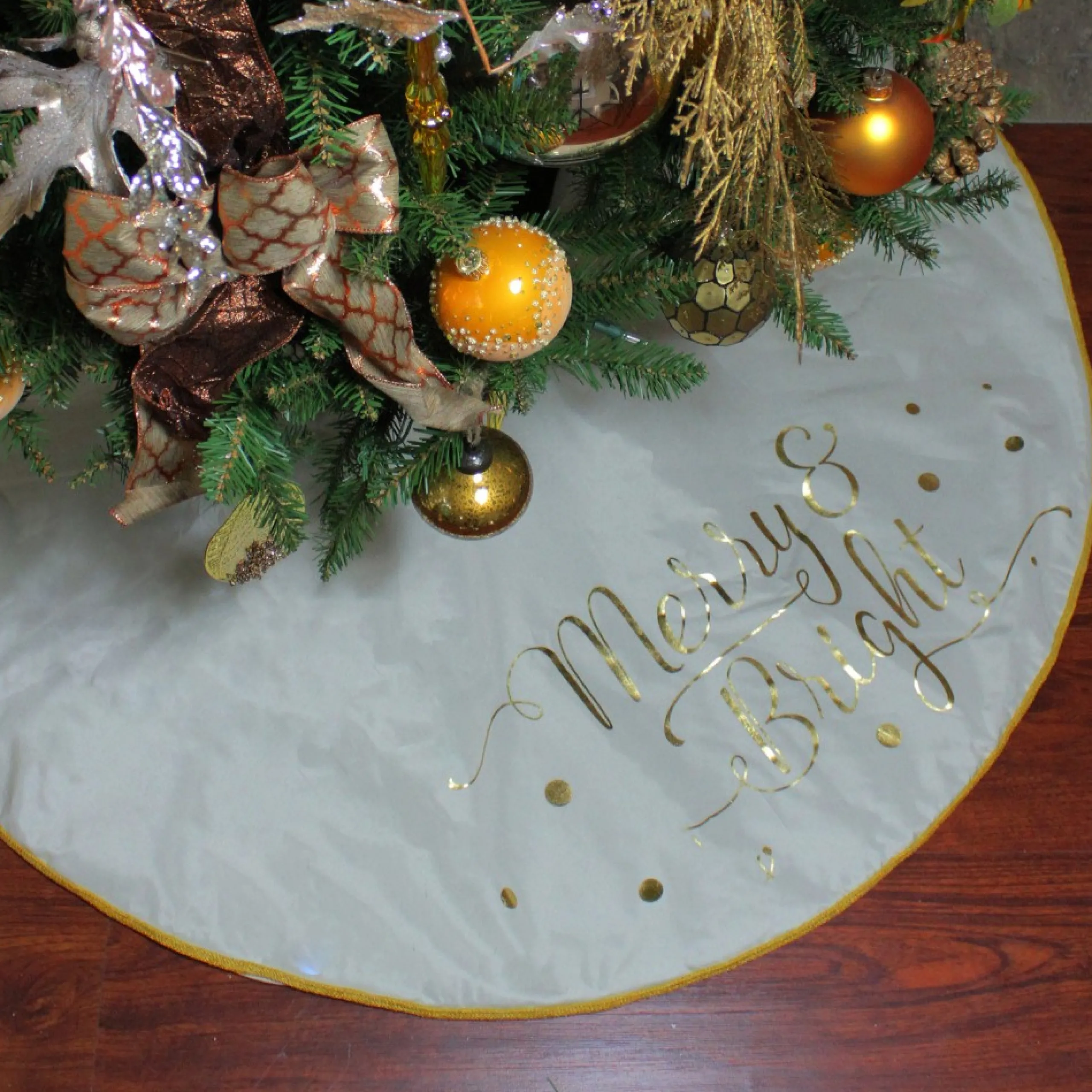 48 Inch And Smaller*Northlight 48" Ivory White Merry And Bright Christmas Tree Skirt