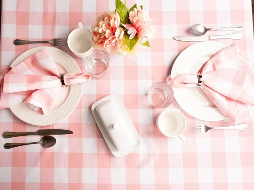Contemporary Home Living 120" Pale Pink And White Checkered Rectangular Tablecloth
