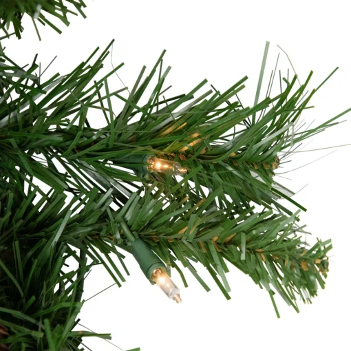 Pre-Lit Teardrops*Northlight 30" Pre-Lit Dakota Red Pine Artificial Christmas Teardrop Swag, Clear Dura Lights