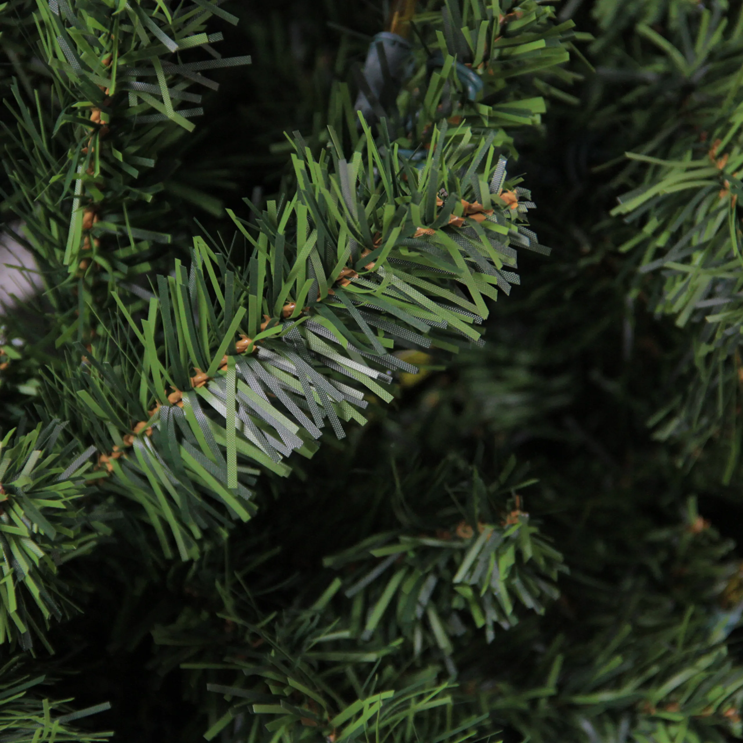 Darice 7 And 7.5 Feet Tall>7' Pre-Lit Full Canadian Pine Artificial Christmas Tree - Clear And Pure Led Lights