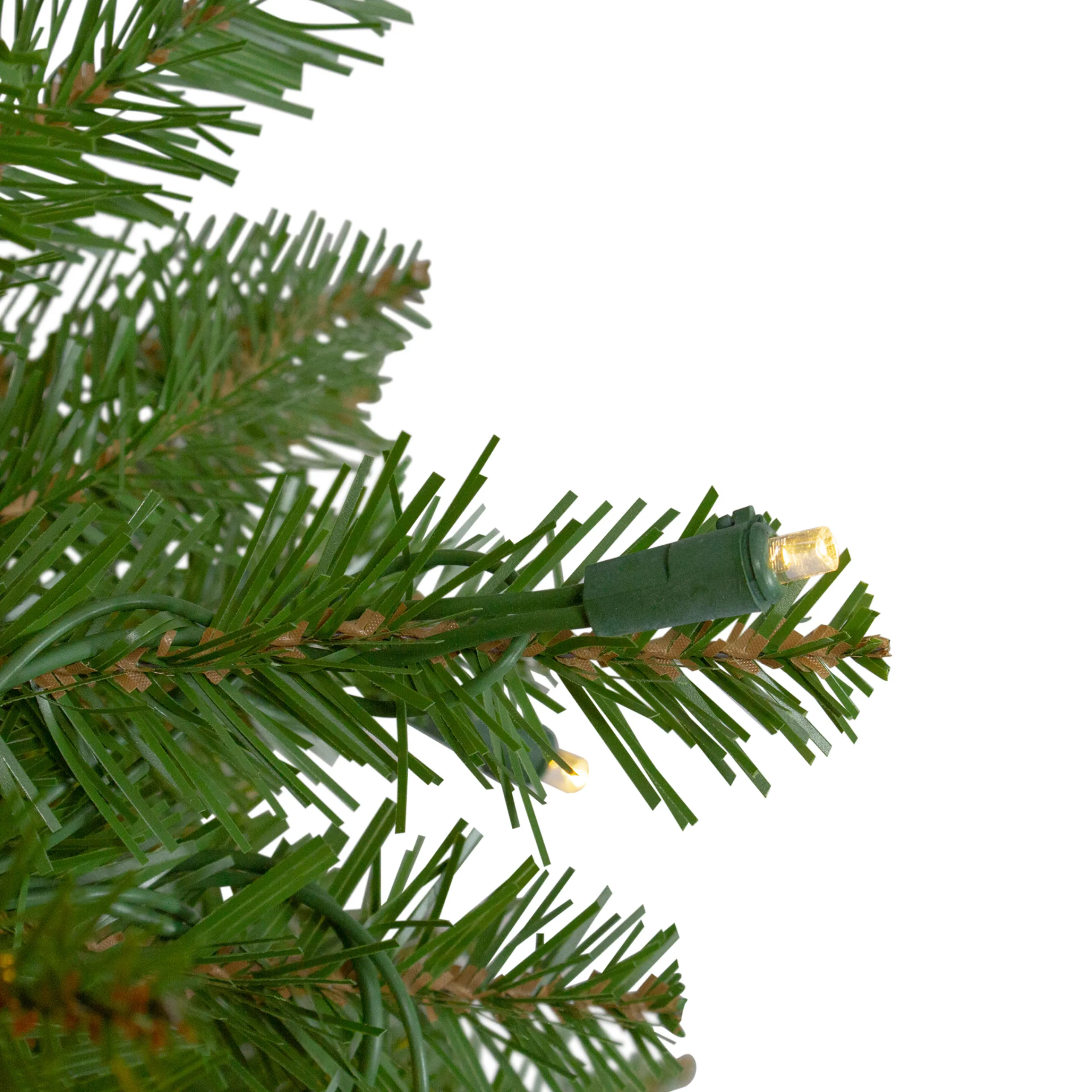 Northlight 6 And 6.5 Feet Tall>6.5' Pre-Lit Full Northern Pine Artificial Christmas Tree - Warm Clear Led Lights