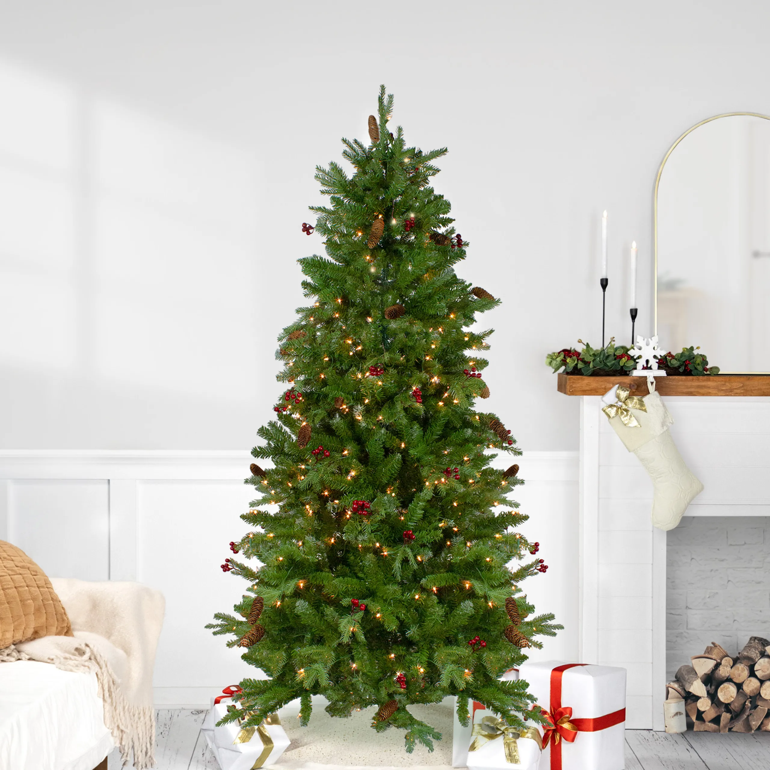 Northlight 6 And 6.5 Feet Tall>6.5' Pre-Lit Mixed Winter Berry Pine Artificial Christmas Tree - Clear Lights