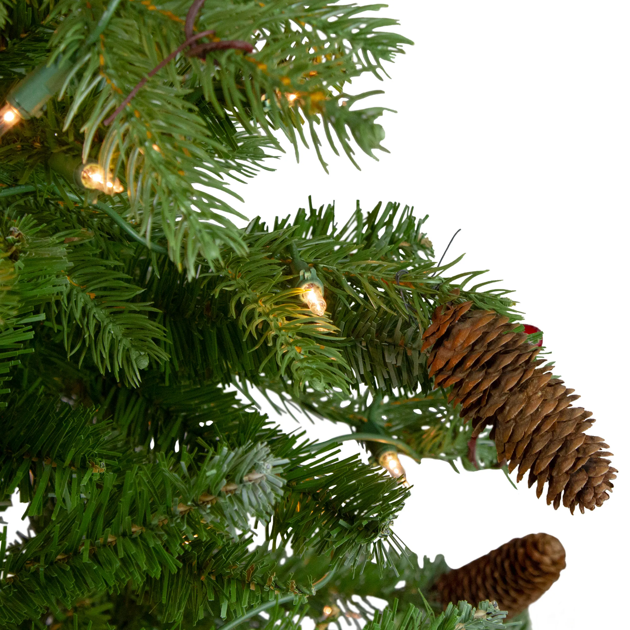 Northlight 6 And 6.5 Feet Tall>6.5' Pre-Lit Mixed Winter Berry Pine Artificial Christmas Tree - Clear Lights