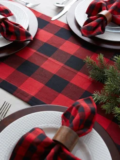 Linens*Contemporary Home Living 108