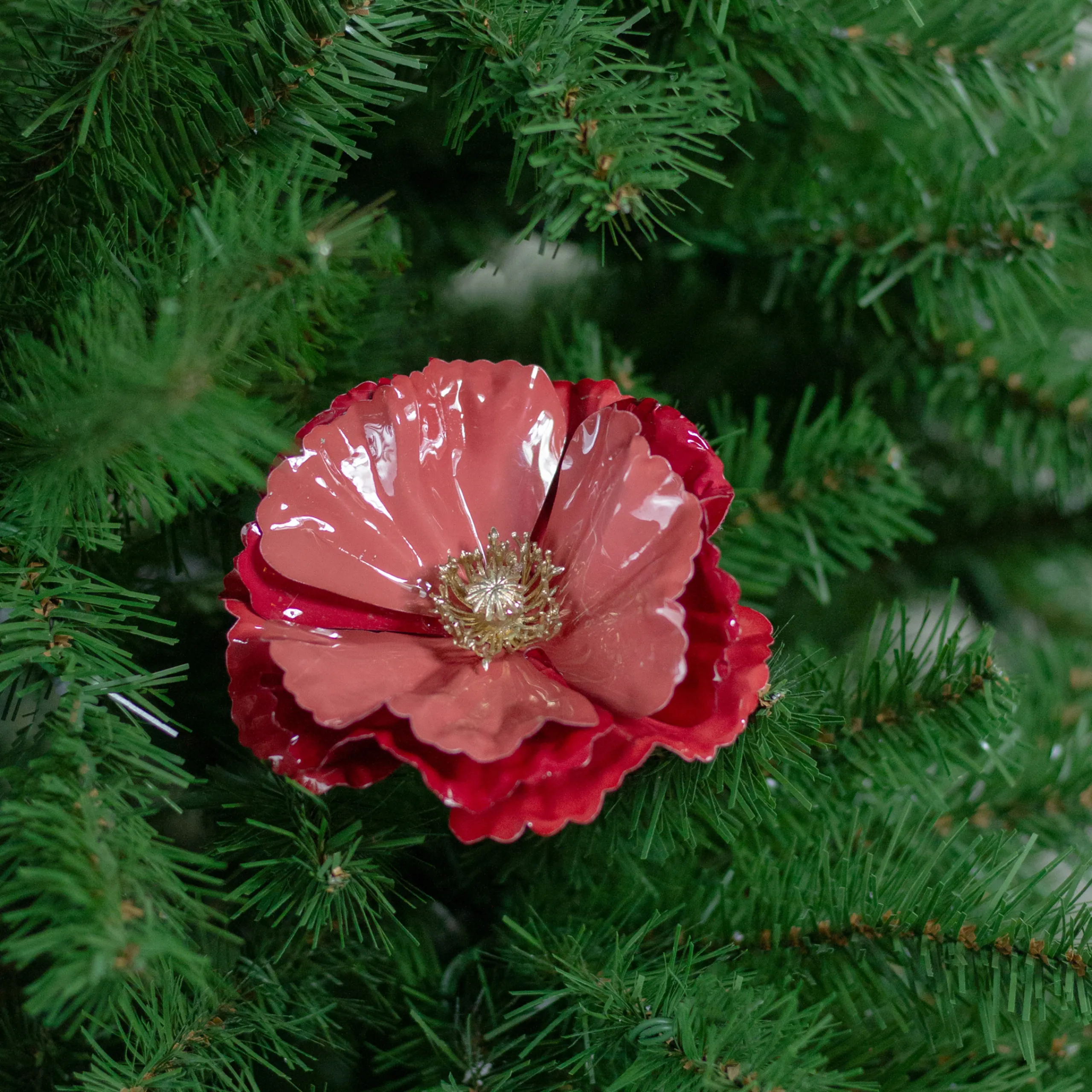 Northlight Garden & Floral>4.75" Shiny Coral Pink Poppy Clip Christmas Ornament