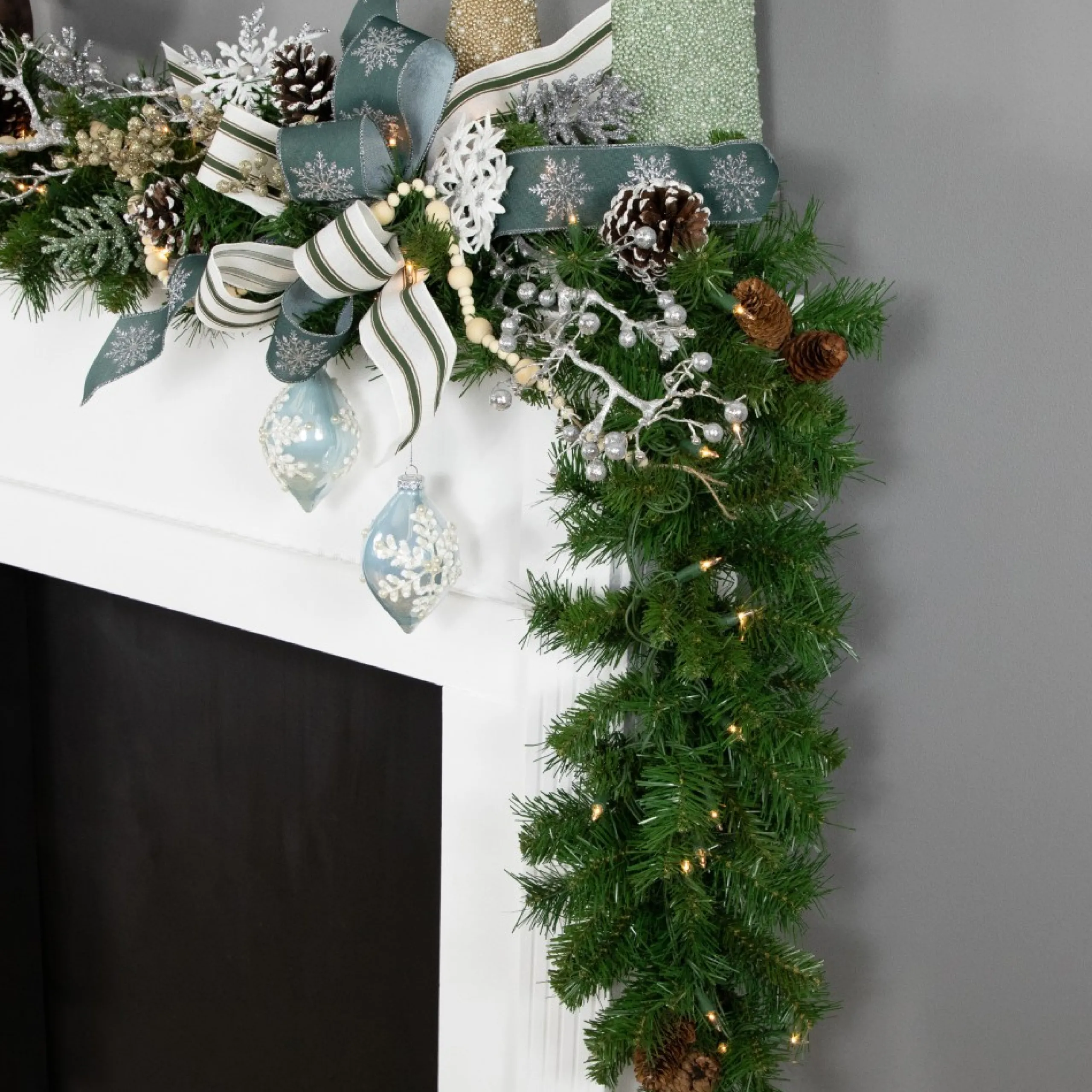 Pre-Lit Garland*Northlight 9' X 12" Pre-Lit Dakota Red Pine Artificial Christmas Garland, Clear Dura-Lit Lights