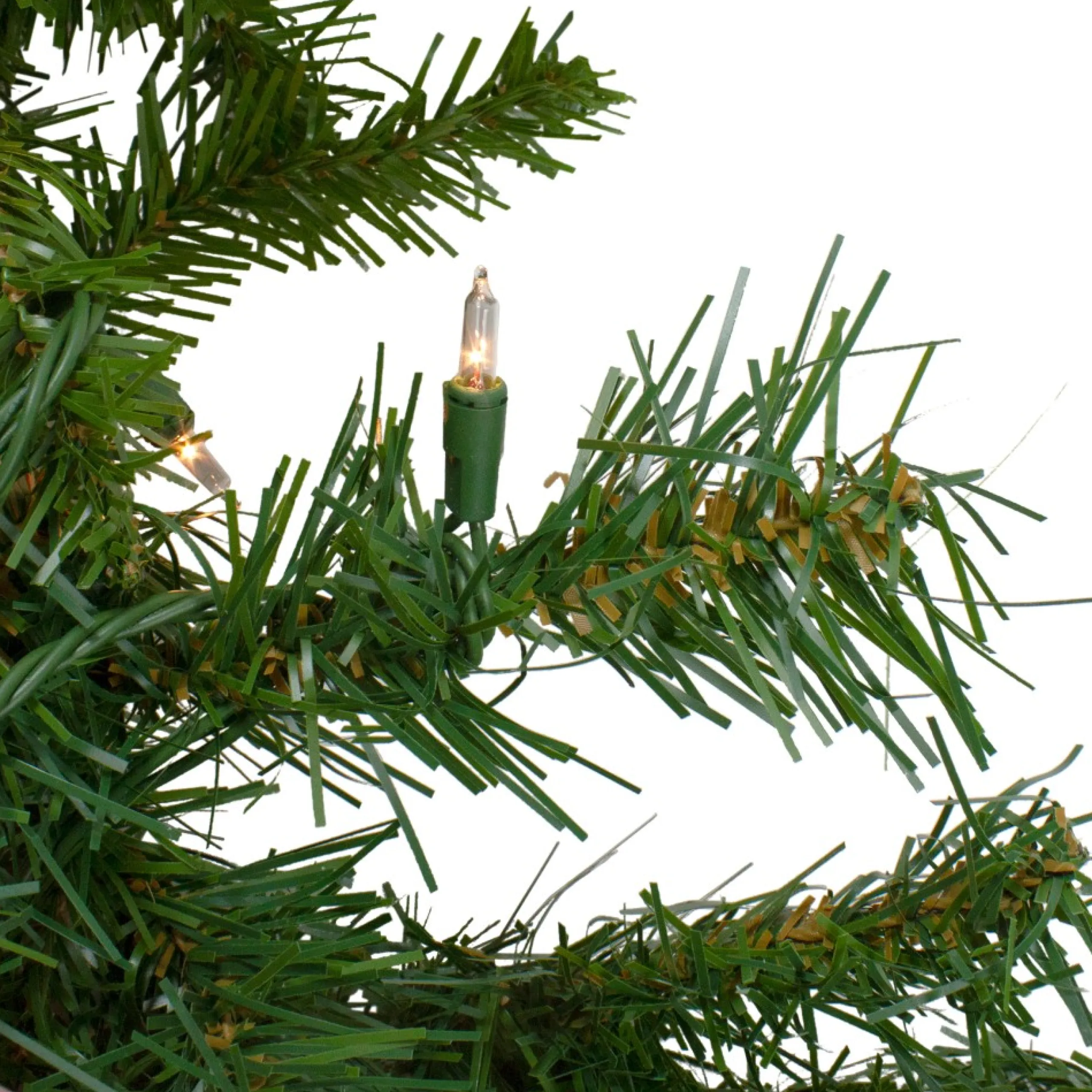 Pre-Lit Garland*Northlight 9' X 12" Pre-Lit Dakota Red Pine Artificial Christmas Garland, Clear Dura-Lit Lights