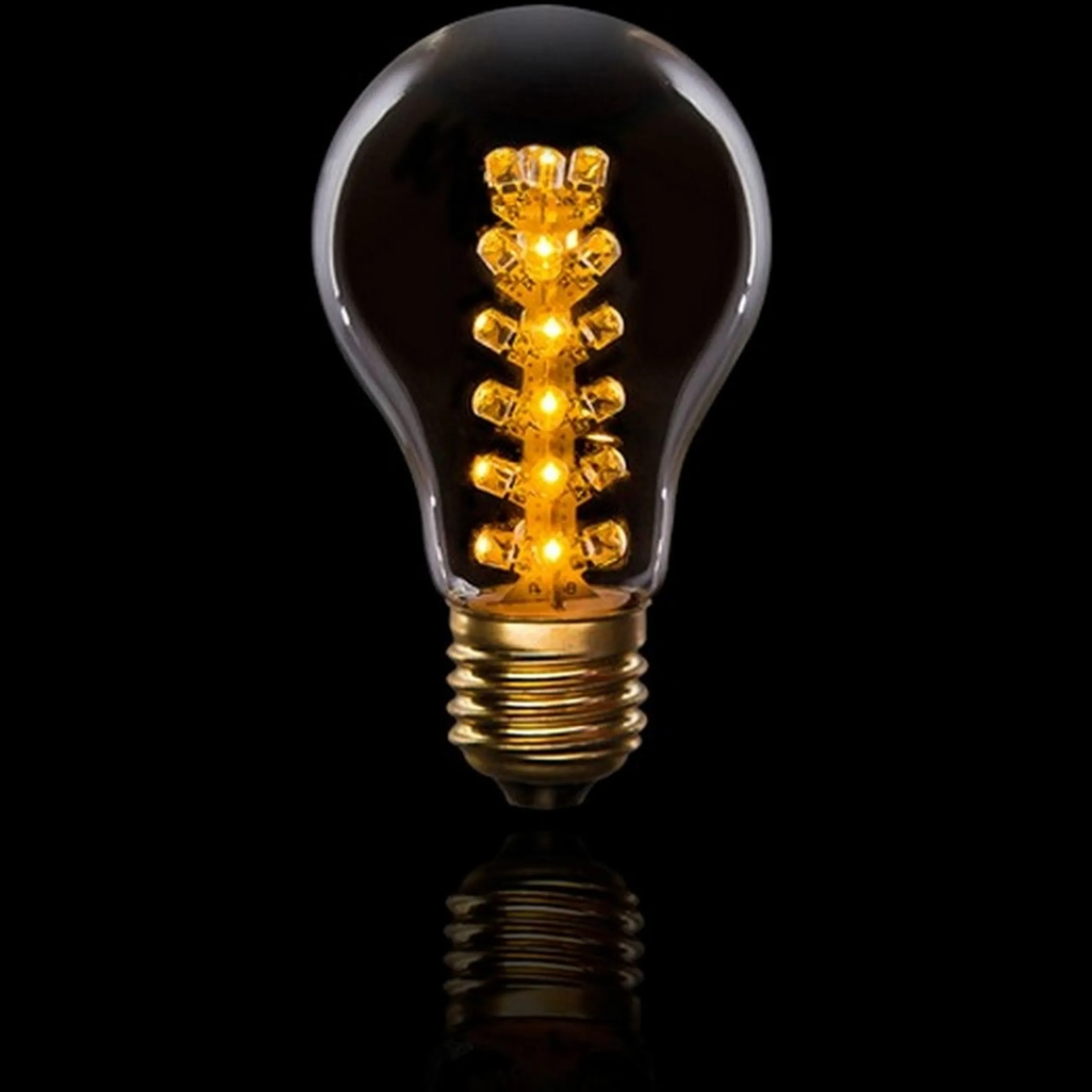 Darice Cleveland Vintage Lighting 4-Tier E26 Base Led Edison Light Bulb