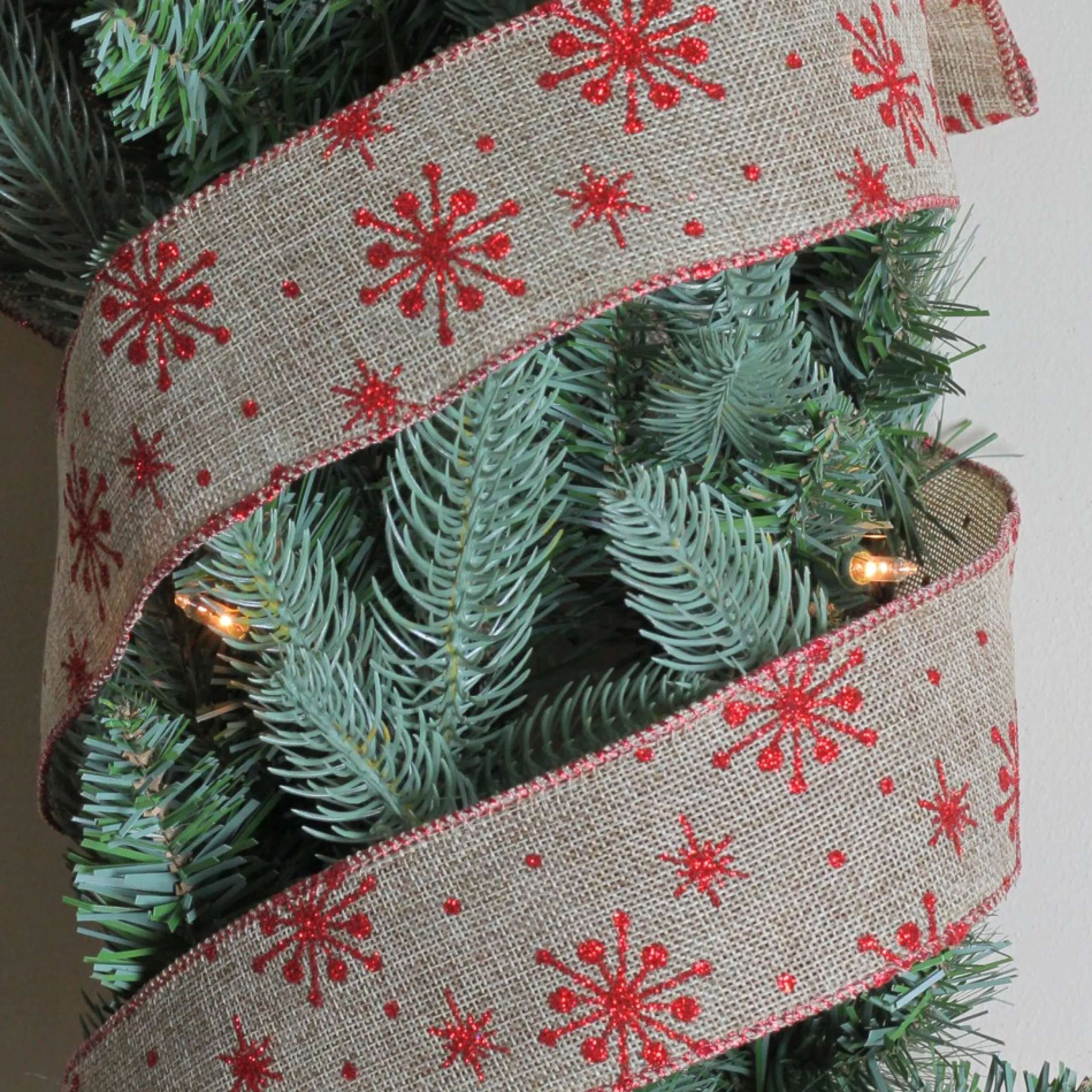 Ribbon*Northlight Red And Beige Snowflake Wired Christmas Craft Ribbon 2.5" X 10 Yards