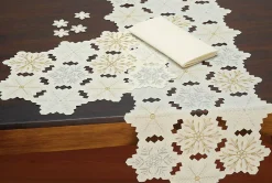 Linens*CC Home Furnishings Set Of 4 Silver Colored Snowflake Design Placemats 19