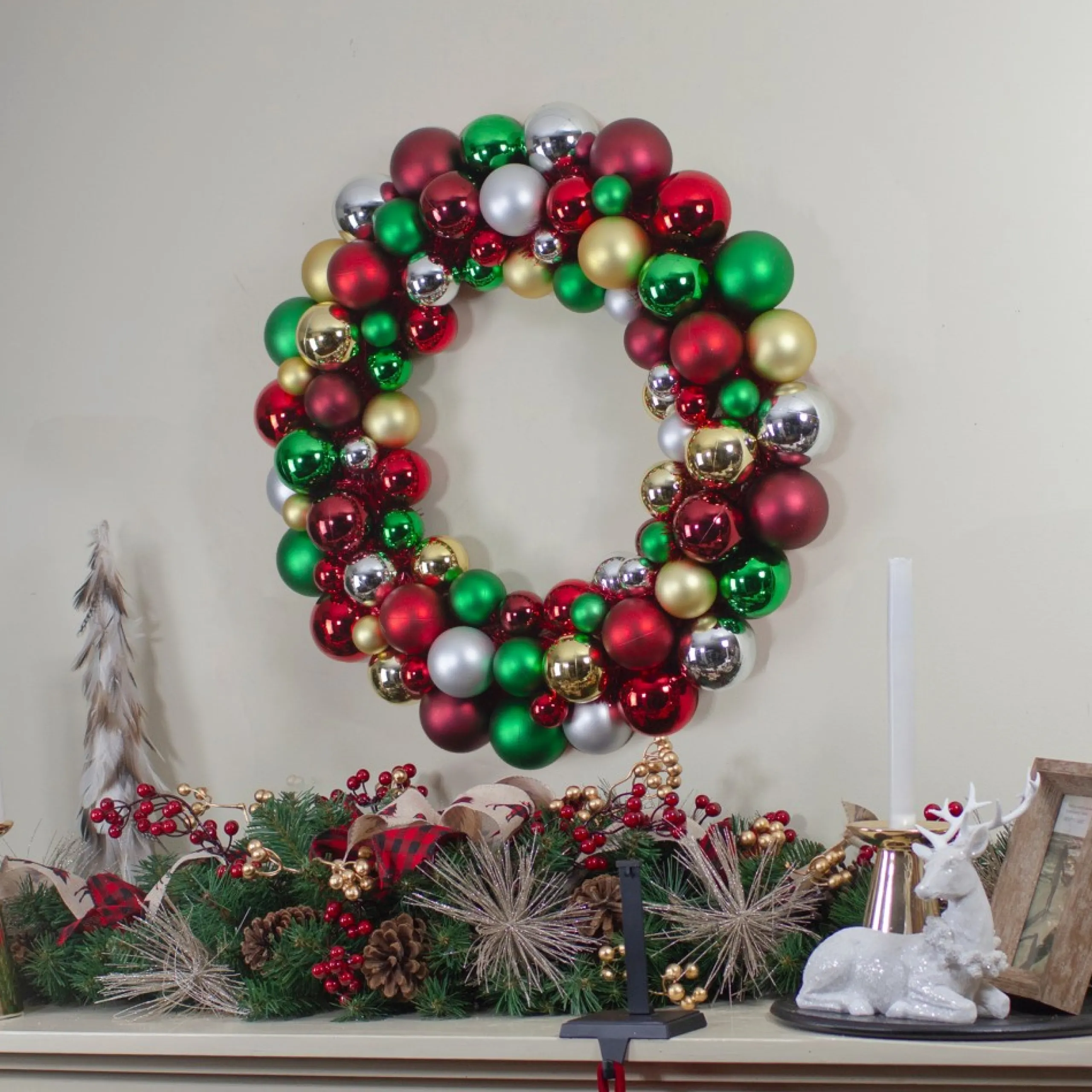Shatterproof Ball Wreaths*Northlight Shatterproof Ball 2-Finish Traditional Colors Christmas Wreath, 36-Inch, Unlit